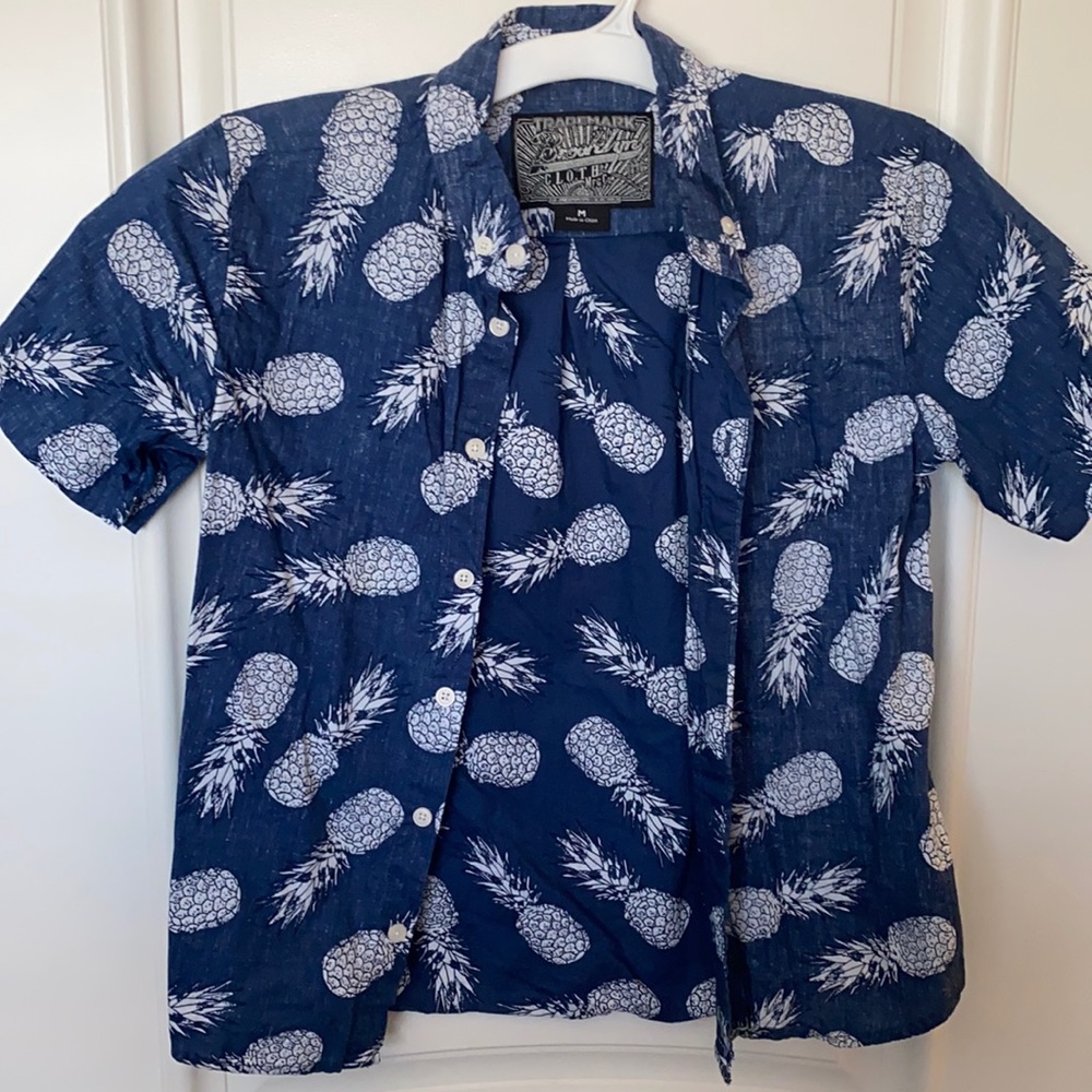 Boys pineapple short sleeve dress shirt